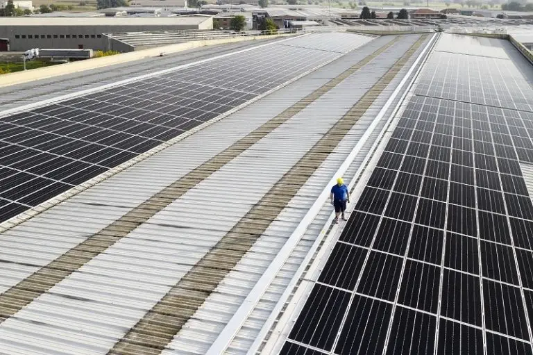 installazione Impianto Fotovoltaico sul tetto Carioca Spa: progetto da 500 kW