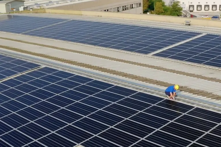 installazione Impianto Fotovoltaico sul tetto Carioca Spa: progetto da 500 kW