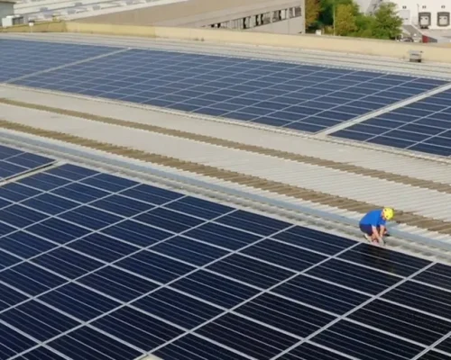 installazione Impianto Fotovoltaico sul tetto Carioca Spa: progetto da 500 kW